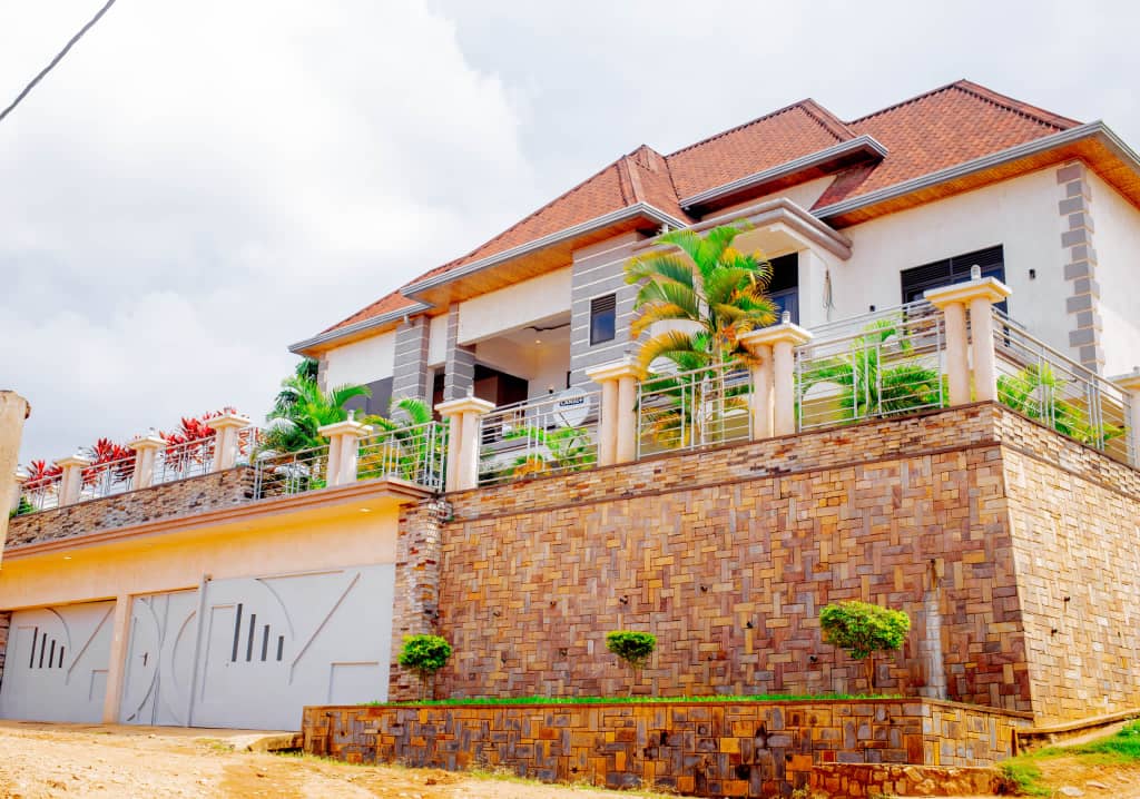 Transit House for Rent at Gihosha – $1200/month(First Floor)